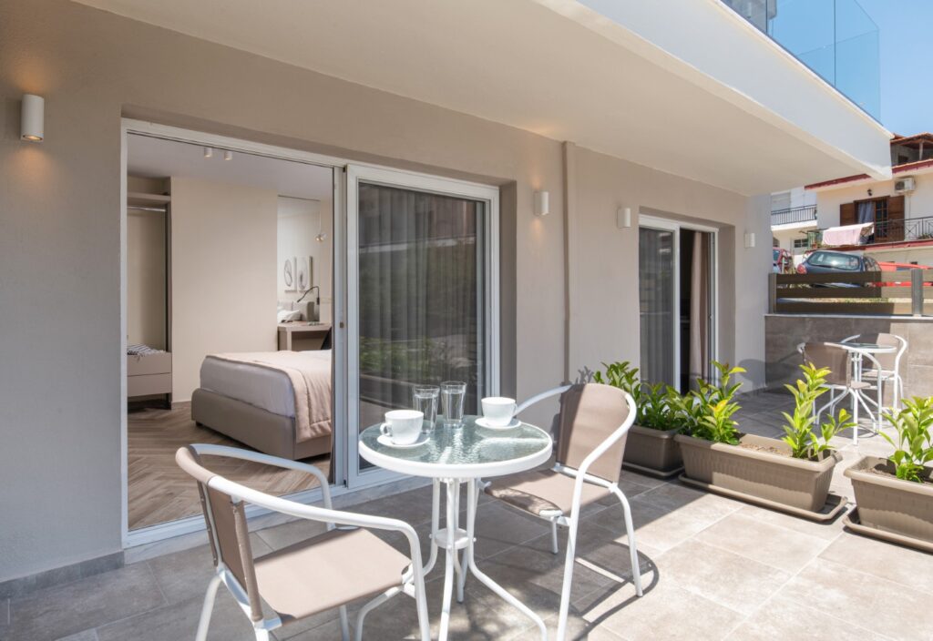 Olenia-Luxury-Apartments-Neos-Marmaras-Sithonia-Halkidiki-1-1-3-1-1024x704