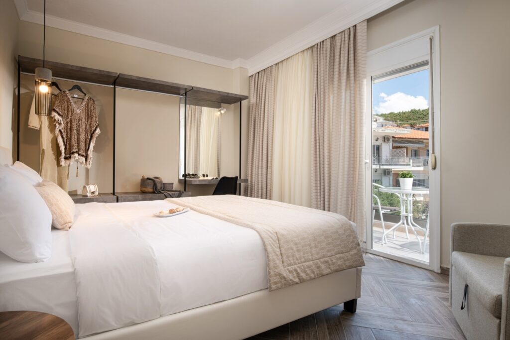 Olenia-Luxury-Apartments-Neos-Marmaras-Sithonia-Halkidiki-3-1-1-1024x683